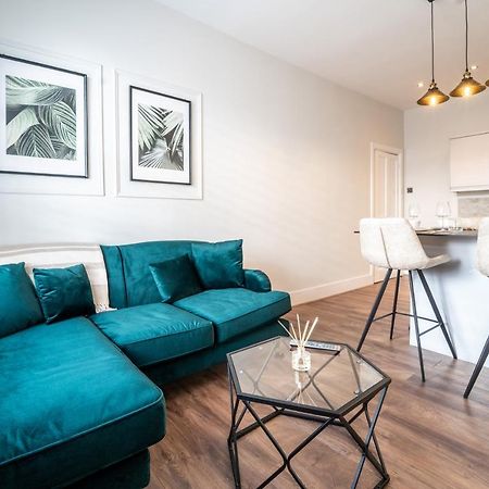 Watergate Penthouse - New 2 Bed Luxury Apartment In City Centre Chester Kültér fotó