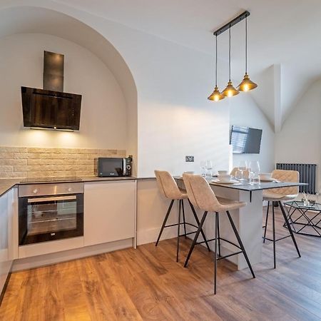 Watergate Penthouse - New 2 Bed Luxury Apartment In City Centre Chester Kültér fotó