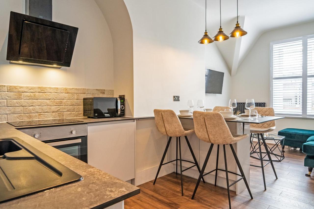 Watergate Penthouse - New 2 Bed Luxury Apartment In City Centre Chester Kültér fotó