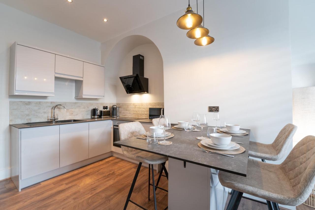 Watergate Penthouse - New 2 Bed Luxury Apartment In City Centre Chester Kültér fotó