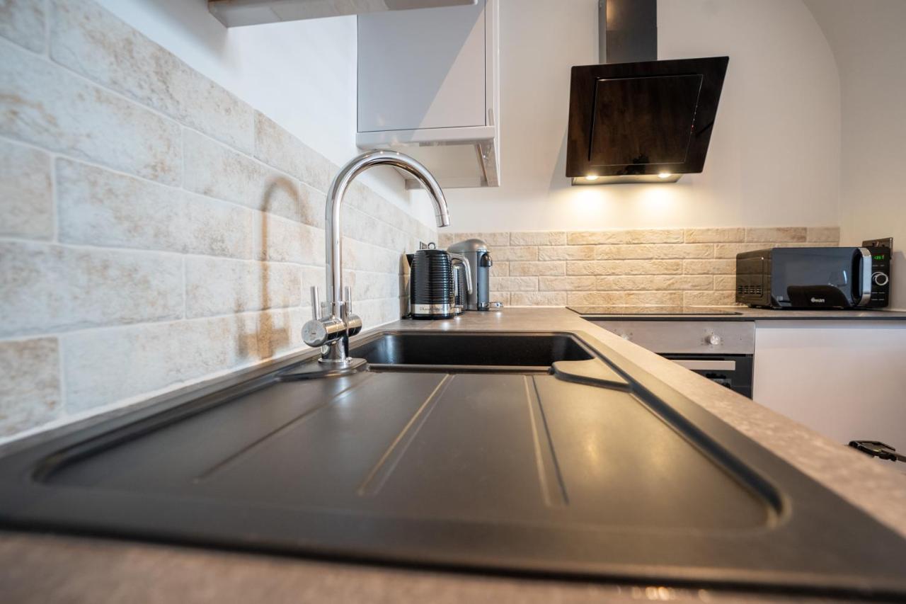 Watergate Penthouse - New 2 Bed Luxury Apartment In City Centre Chester Kültér fotó