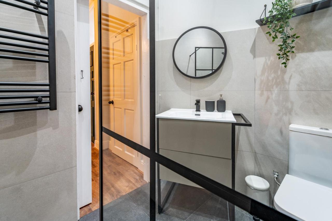 Watergate Penthouse - New 2 Bed Luxury Apartment In City Centre Chester Kültér fotó