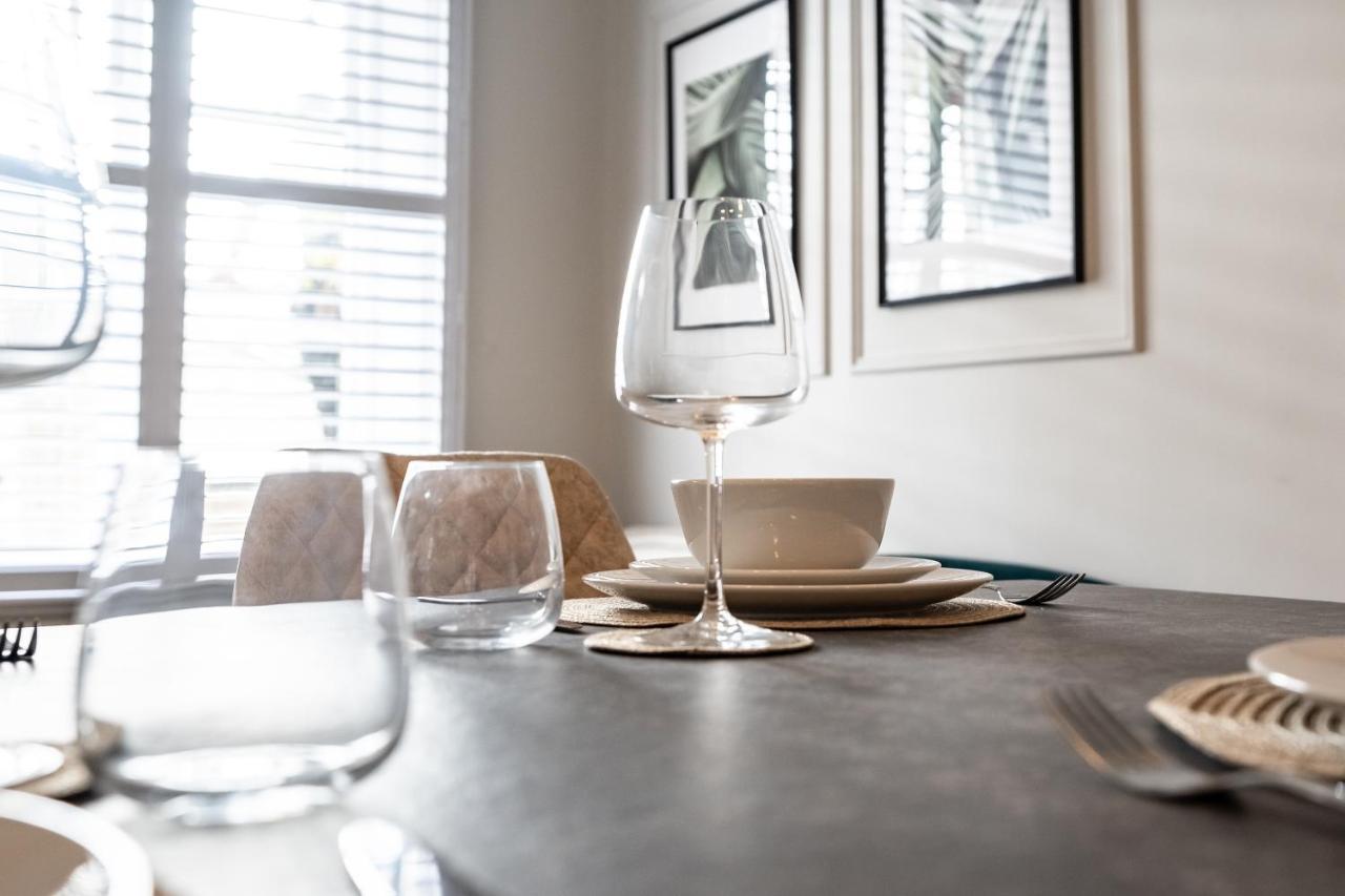 Watergate Penthouse - New 2 Bed Luxury Apartment In City Centre Chester Kültér fotó